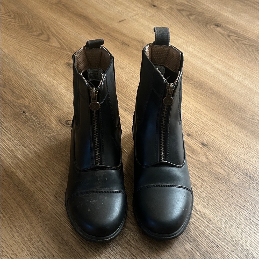 Black Horseback Riding Boots